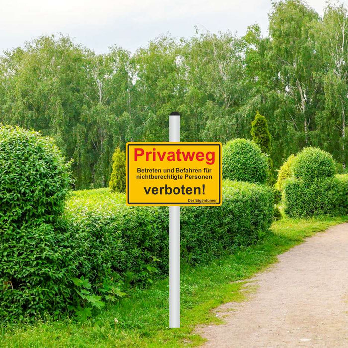 PRIVATWEG! Betreten und Befahren für nichtberechtigte Personen verboten